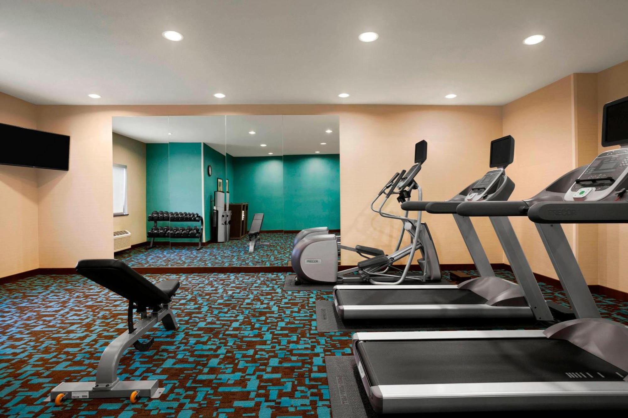 Fairfield Inn & Suites Lansing West Delta Center Township Buitenkant foto