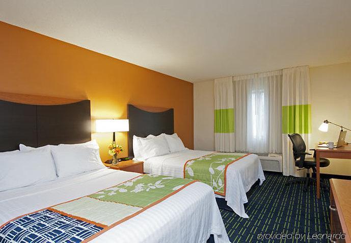 Fairfield Inn & Suites Lansing West Delta Center Township Kamer foto