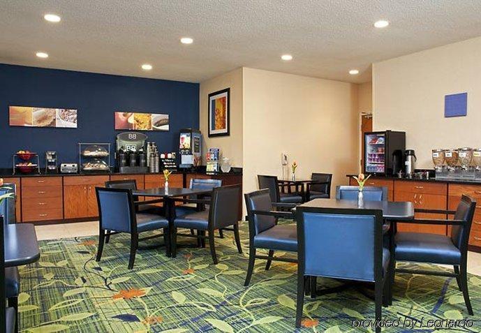 Fairfield Inn & Suites Lansing West Delta Center Township Buitenkant foto